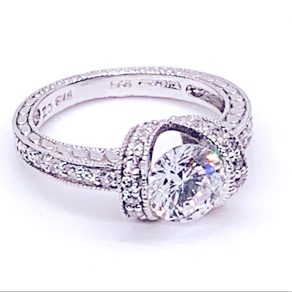 Sterling Silver CZ Diamond Ring Size 8 Solitaire with halo of diamond chips
